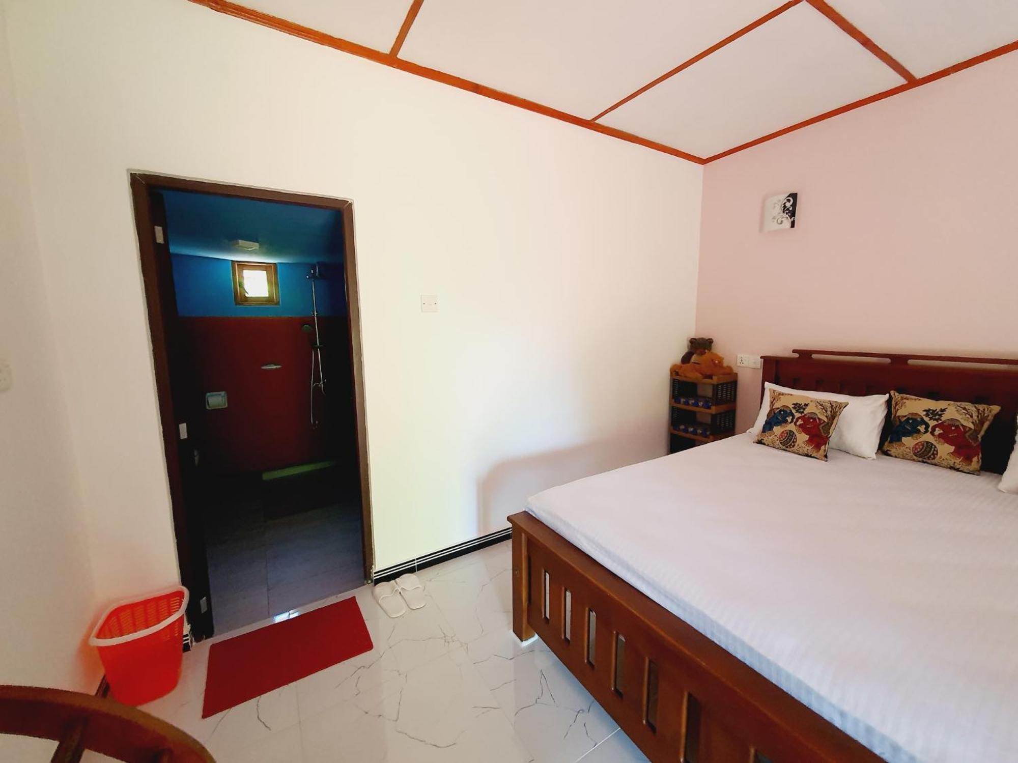 Jungle Eco Lodge & Safari Сигирия Екстериор снимка